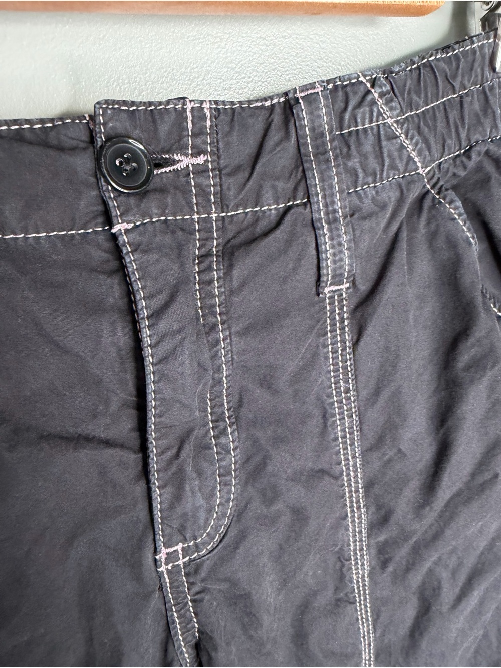 BDG Urban Outfitters Black Contrast Stitch Low Rise Baggy Cargo - Picture 6 of 11
